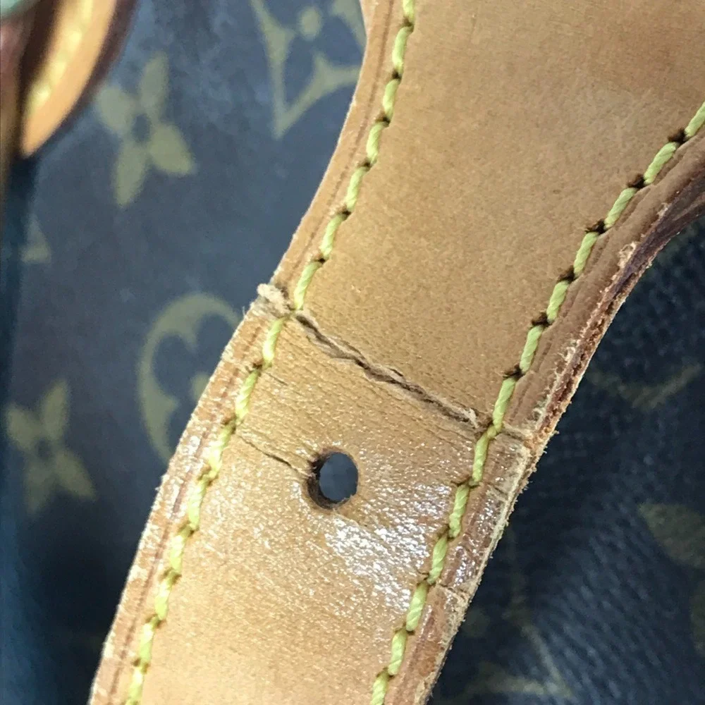 LOUIS VUITTON Brown Monogram Canvas Bag